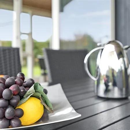 Three-bedroom Holiday In
